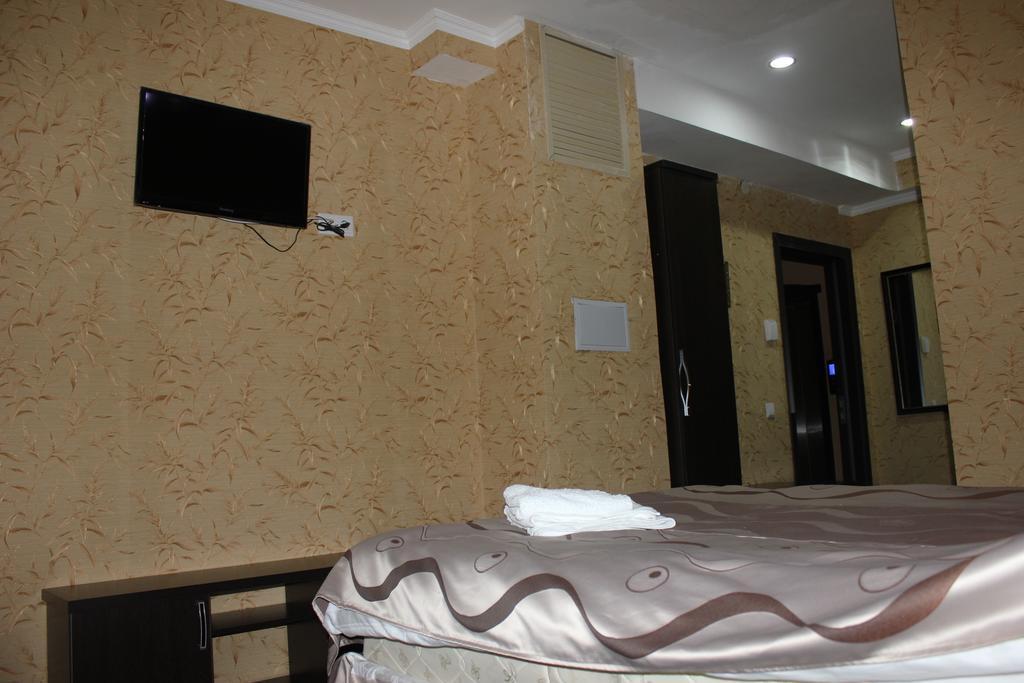 Home Hotel Astana Zimmer foto